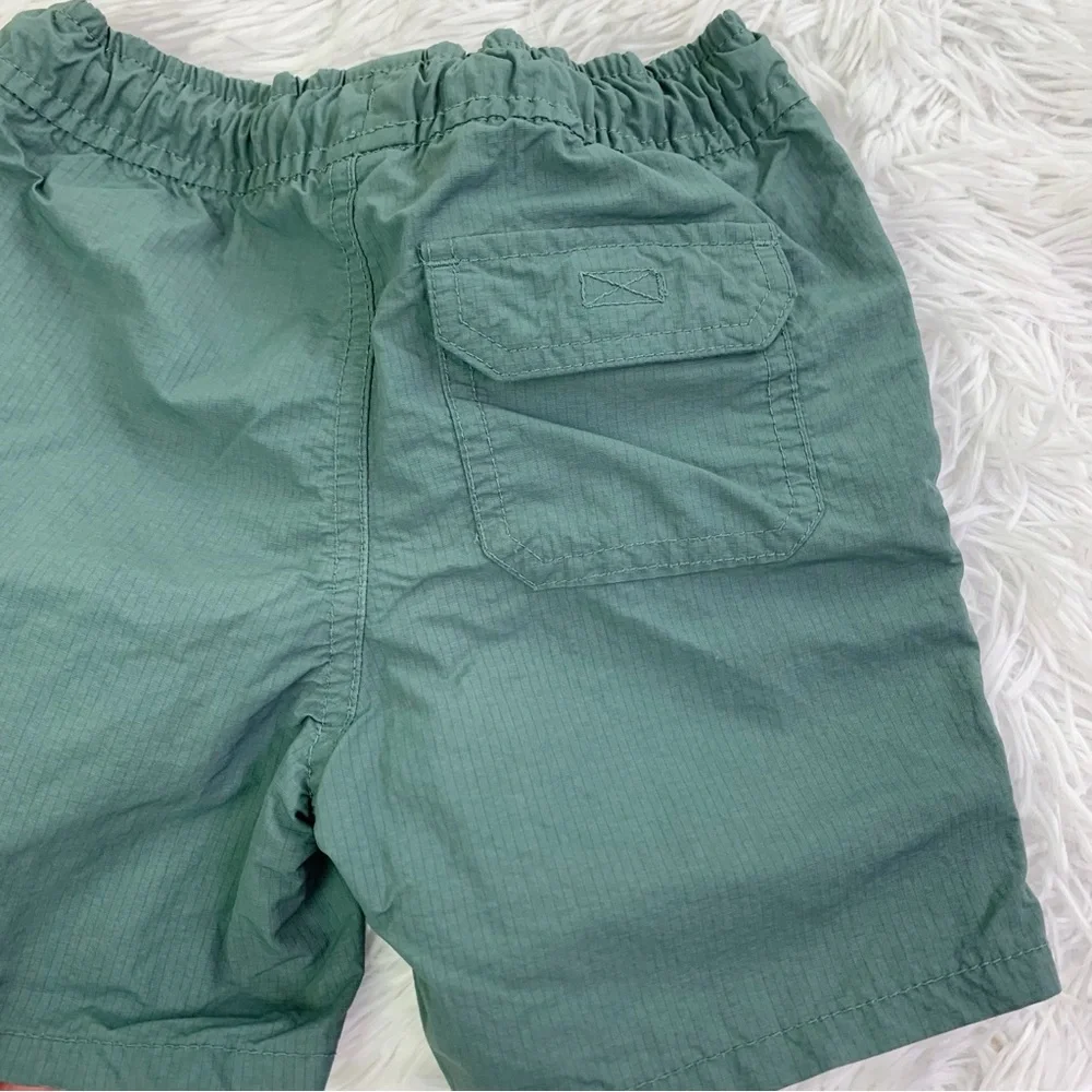 Old Navy Sage Green nylon Cargo Shorts‎